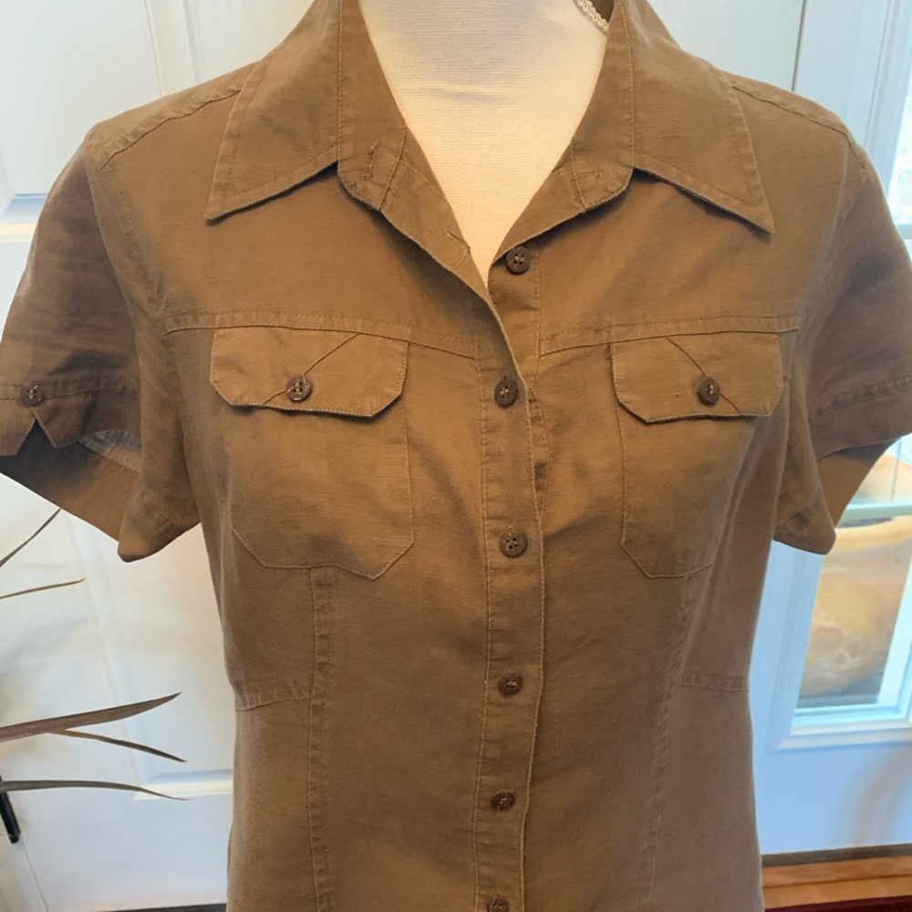 Sunny Leigh button down ladies blouse